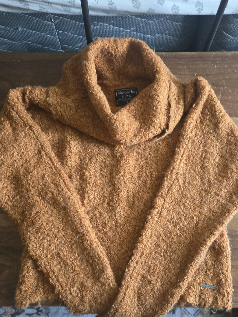 Abercrombie & Fitch Women's Turtleneck Sweater - Camel Brown